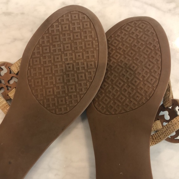Tory Burch sandal. Tan snake skin - Picture 4 of 5